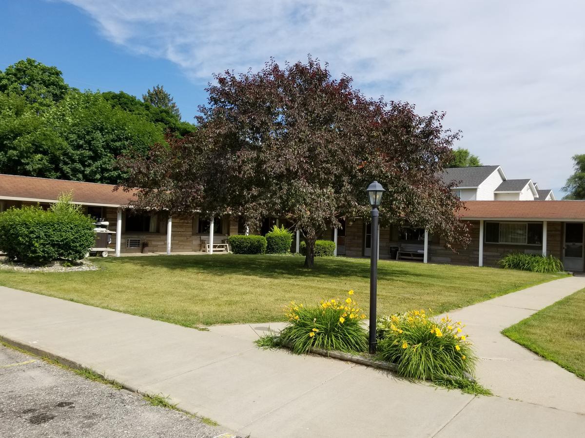 Wolds Motel - Mt. Pleasant Mount Pleasant Exterior foto